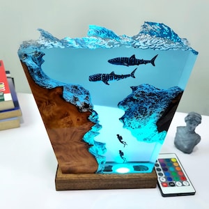 Great whale shark resin lamp. Resin Art Lamp, Crystal Lights, Best Gifts, Ocean Adventures, Deep Sea Wonders, Unique Crafts, Gifts from sea.