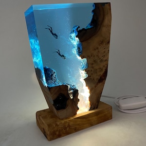 Birthday Gift Scuba Diver Epoxy Resin Night Light, Diving Personalised Handmade Wooden Light, Unique Home Decor Gifts, Gift for Her