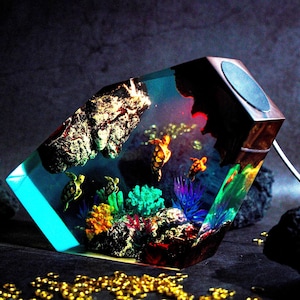 Sea Turtle Resin Lamp, Scuba Art, Ocean Resin Lamp, Underwater Coral Reef Aquarium Decor, Turtle Night Light Gift for Nature Lover